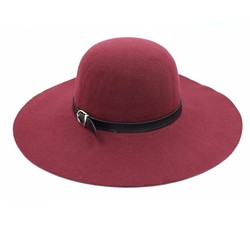 כובע מגבעת רחבת שוליים לקיץ