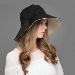 כובע עם מגבעת דו צדדי לבן ושחור